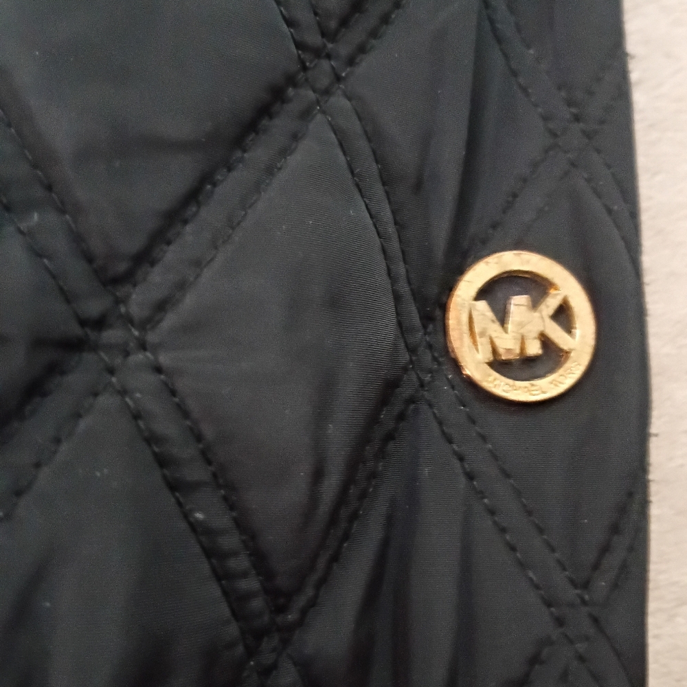 Michael Kors Black Quilted Utility Jacket.pit To Pit 20" Very Good Condition. - Picture 10 of 12